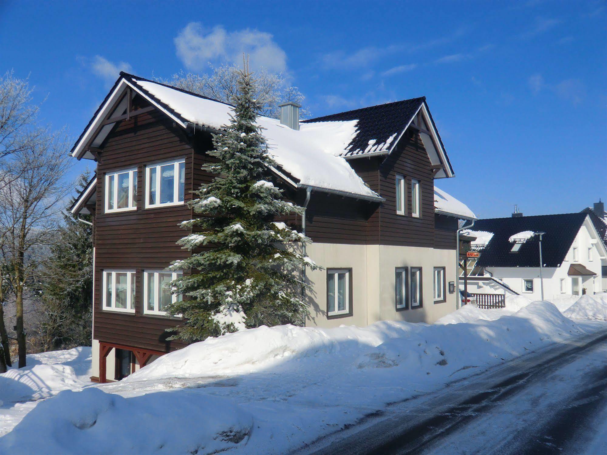 Pension & Ferienwohnung Oberhof 810 M Екстериор снимка